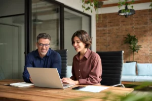 Imagem de destaque para artigo sobre aditivo de contrato no Blog Assinei | Créditos da imagem: Shutterstock